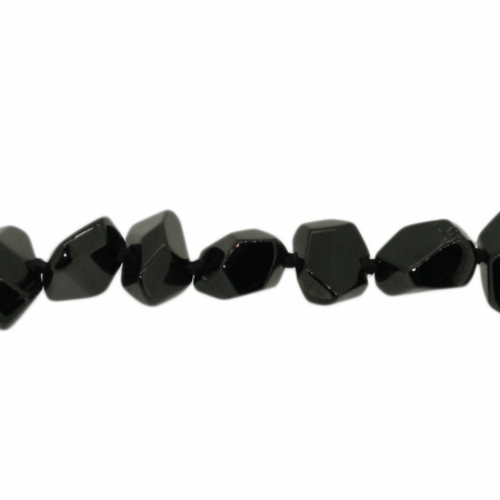 Spinell, Schwarz Nuggets ca. L13 B7mm