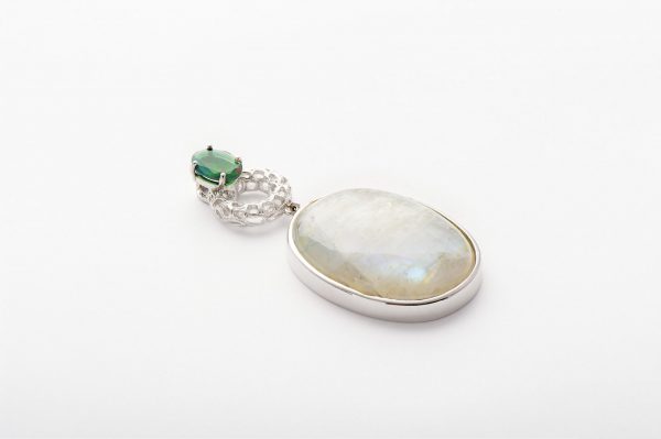 Mondstein Schwarzer Opal Anhänger