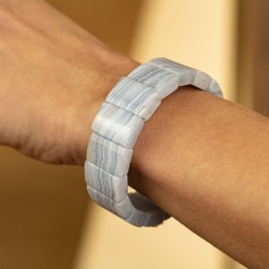 Armband Blauer Streifenachat – “Taubenblau”