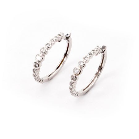 Creolen 14kt Weißgold & Diamanten – “One By One”