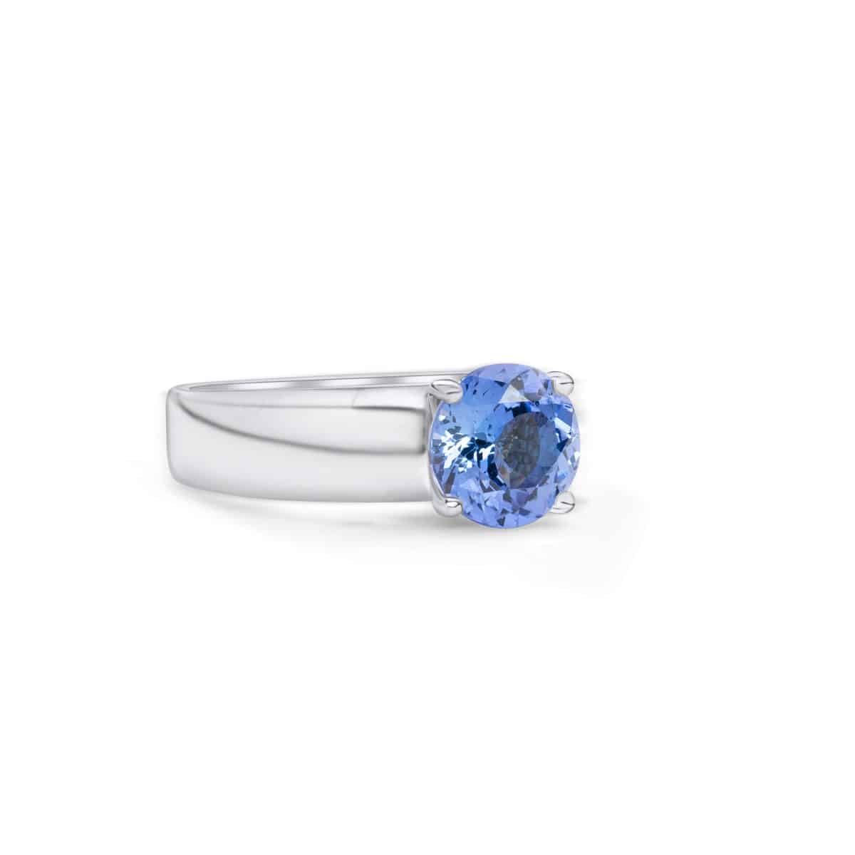 Ring 18kt Weißgold Tansanit blau